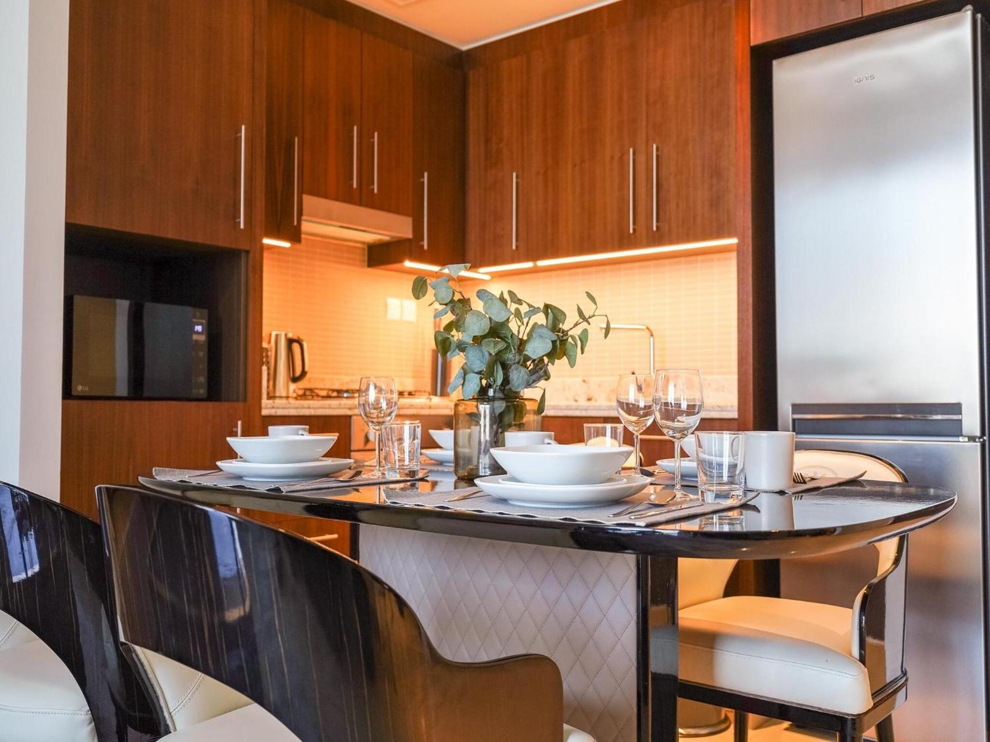 Luxurious Stylish Apartments Across Dubai Mall Burj Khalifa City Views 외부 사진
