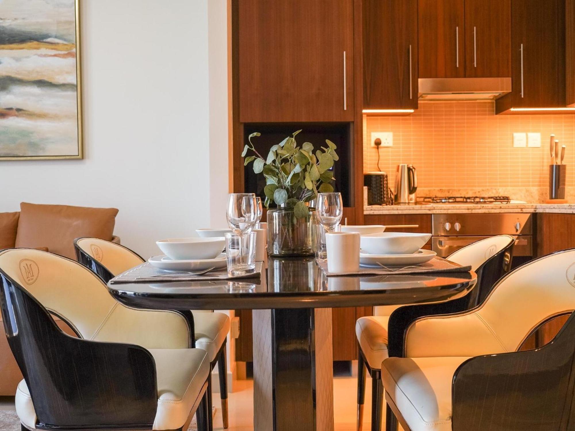 Luxurious Stylish Apartments Across Dubai Mall Burj Khalifa City Views 외부 사진