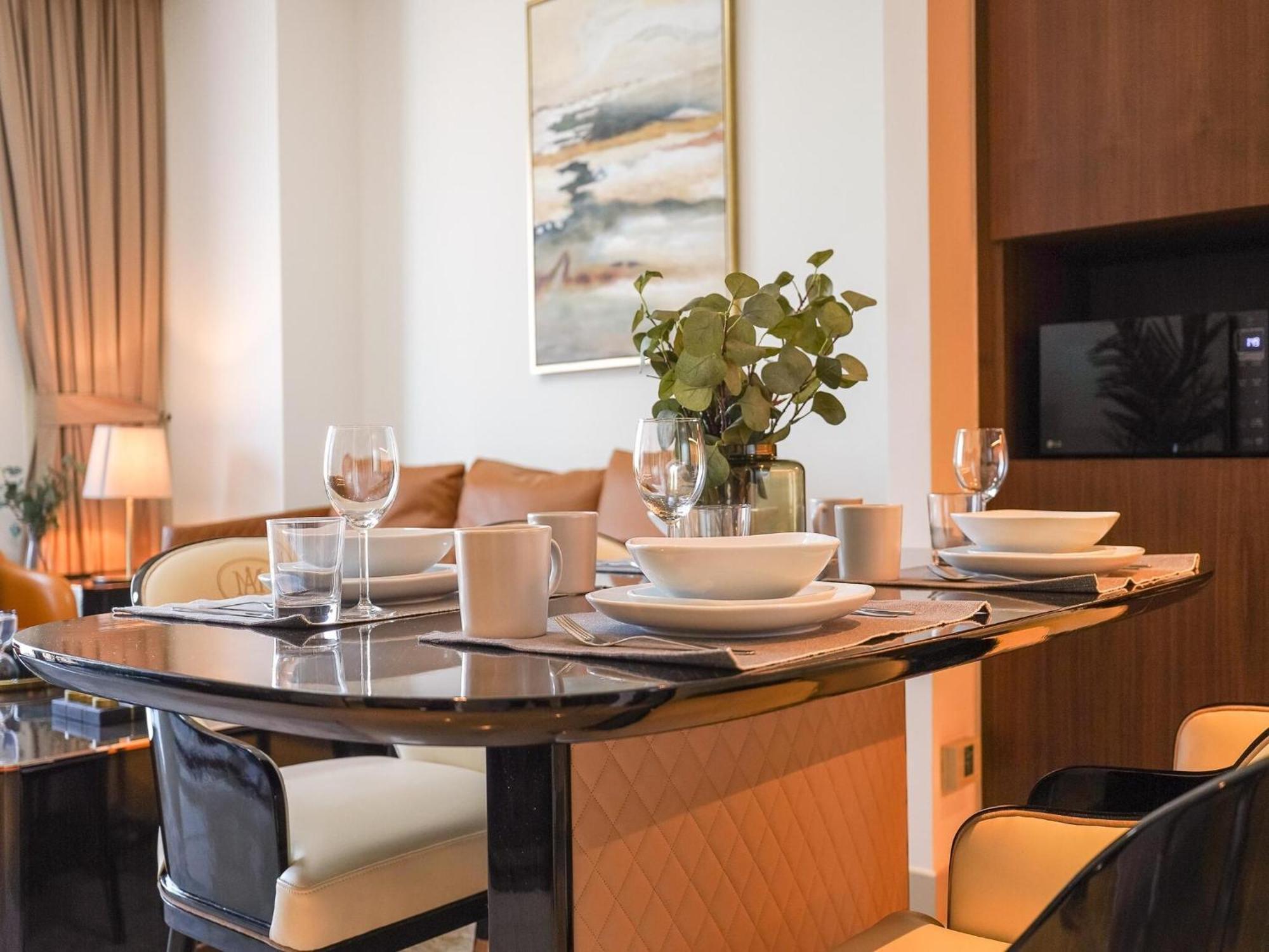 Luxurious Stylish Apartments Across Dubai Mall Burj Khalifa City Views 외부 사진