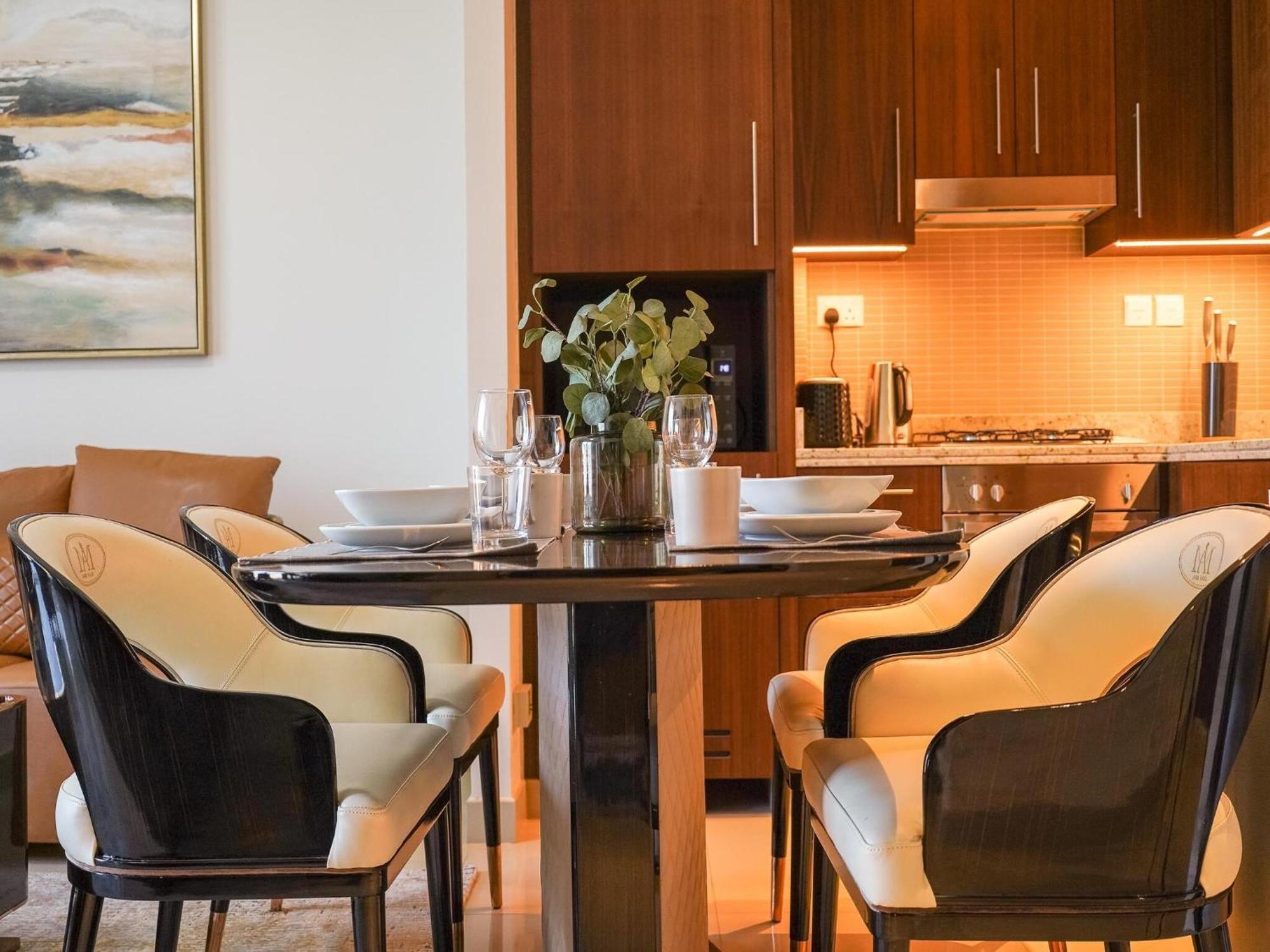 Luxurious Stylish Apartments Across Dubai Mall Burj Khalifa City Views 외부 사진